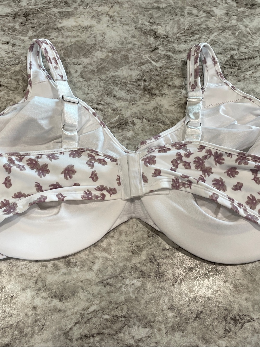2- Bali Minimizer Bra 42DDD - NWT & NWOT - white & floral - Picture 3 of 10